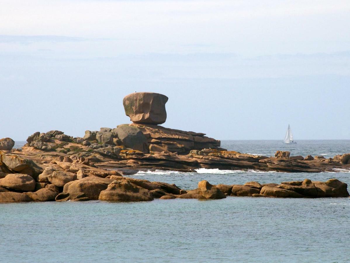 Bed and Breakfast Le Colombier Bretagne Louannec Екстер'єр фото