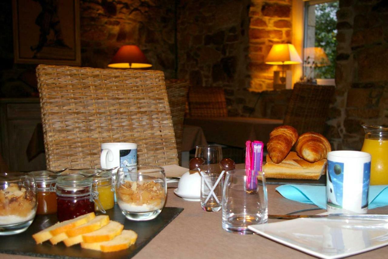 Bed and Breakfast Le Colombier Bretagne Louannec Екстер'єр фото